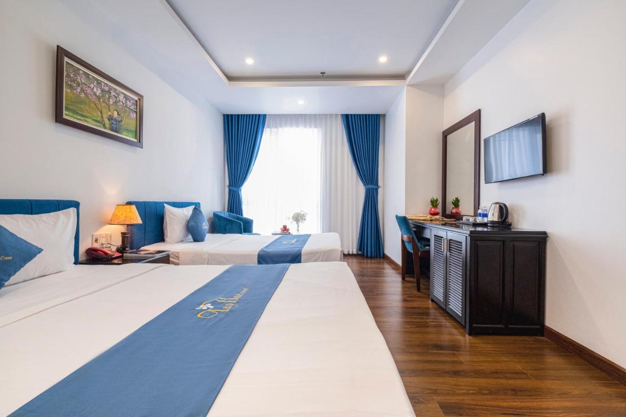 Tay Bac Hotel Da Nang Exteriör bild