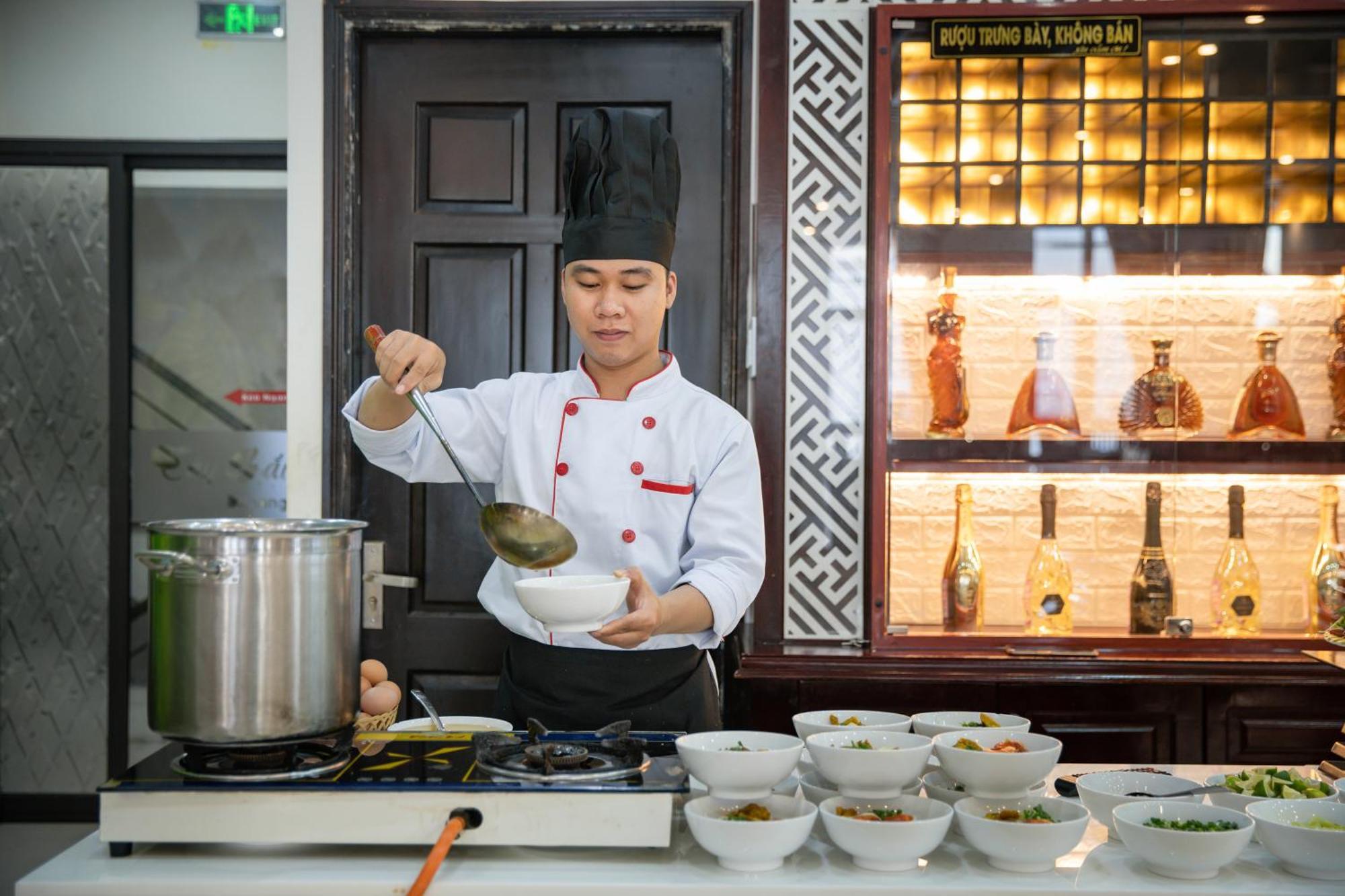 Tay Bac Hotel Da Nang Exteriör bild