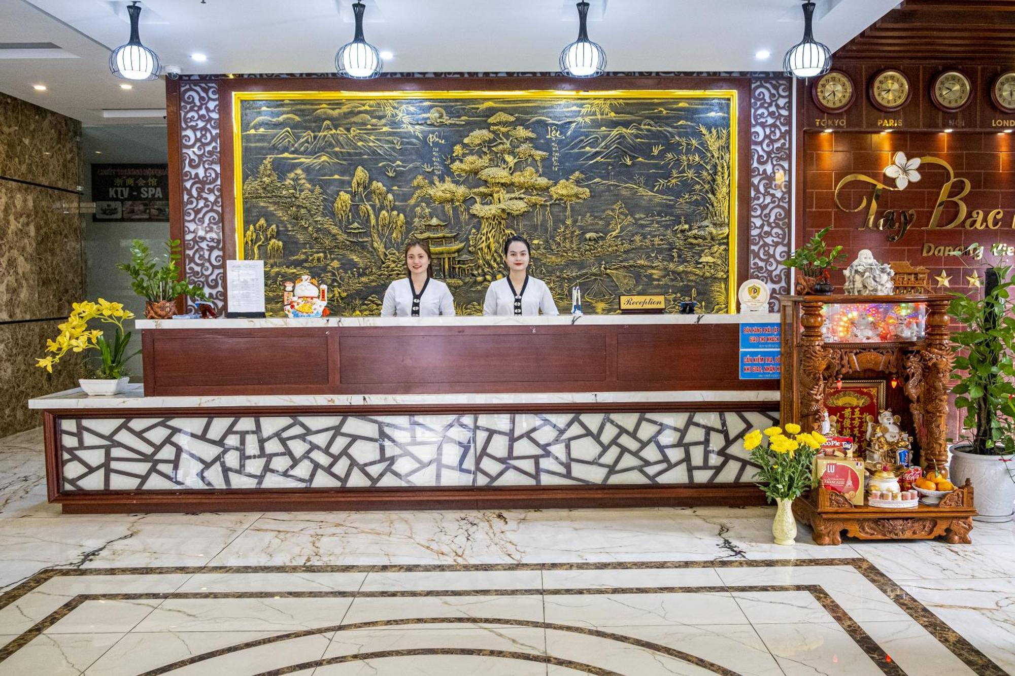 Tay Bac Hotel Da Nang Exteriör bild